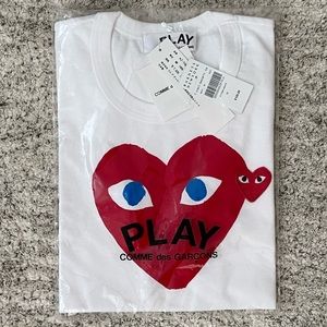 NWT Comme de Garçons PLAY Heart Eyes T-Shirt Red Blue Size M Authentic